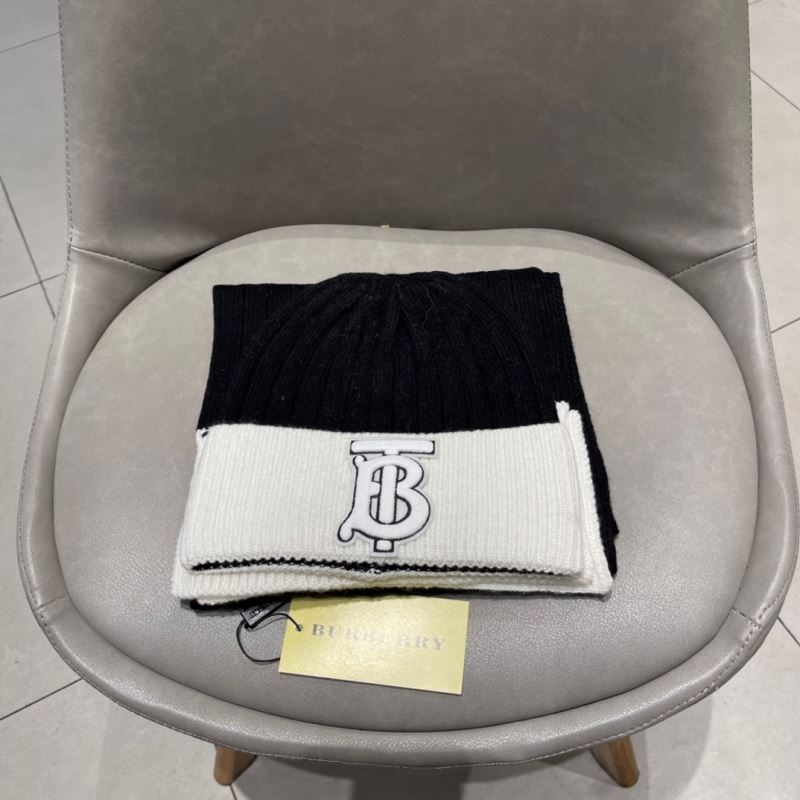 Burberry Caps Scarfs